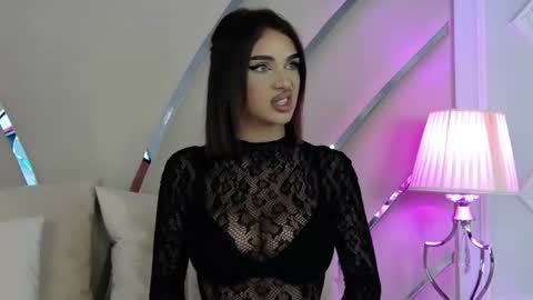 Ivy online show from April 18, 7:58 pm