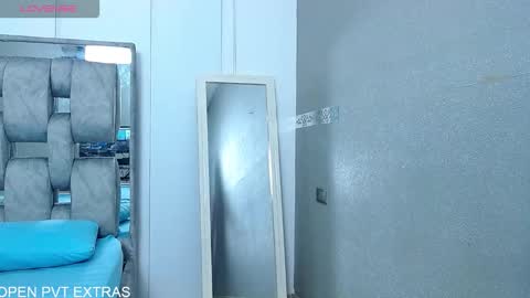 Ivy and Sam online show from October 7, 1:01 am