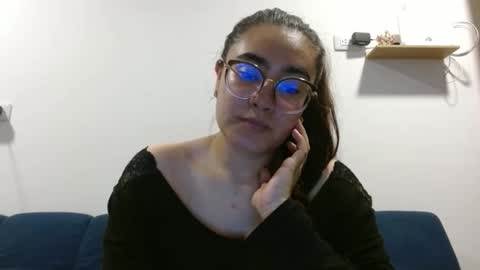 Ivy online show from May 1, 3:22 am