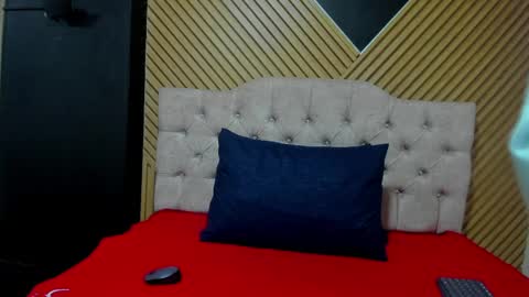 Ivvy Emerald  Sweet babe online show from March 28, 2:40 pm