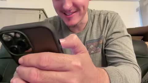 iwantyounow42069 online show from October 19, 12:21 pm