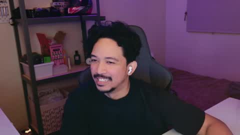 iwasd3nse online show from February 18, 1:44 pm