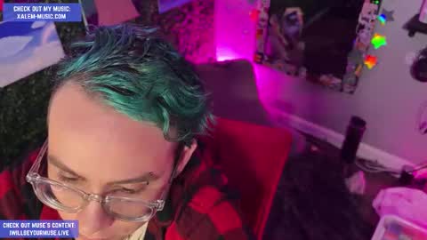 Muse hethey online show from January 13, 11:45 pm