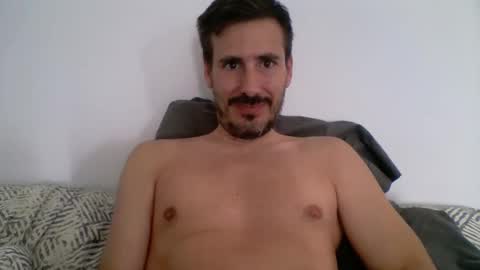 Snapshot of iyoperro chatting on October 1, 11:20 am Casandro online show from October 1, 11:20 am