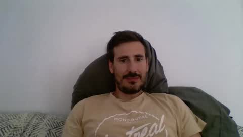 Snapshot of iyoperro chatting on September 30, 10:15 am Casandro online show from September 30, 10:15 am