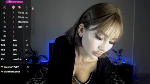 Snapshot of izalim chatting on February 25, 3:52 am Iza Lim online show from February 25, 3:52 am