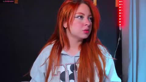 hot izys online show from July 25, 7:39 am