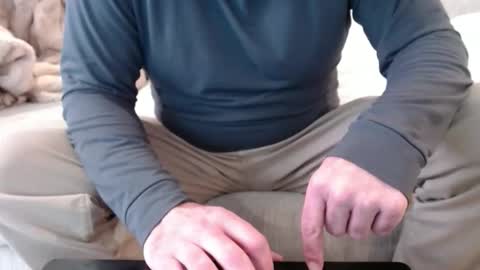 James online show from February 13, 6:11 pm