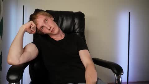 Danny online show from October 11, 9:14 am