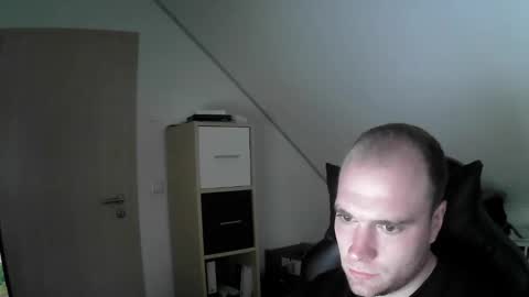 here4y online show from October 8, 12:22 pm