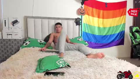 JACK CASTELL online show from October 24, 11:11 am