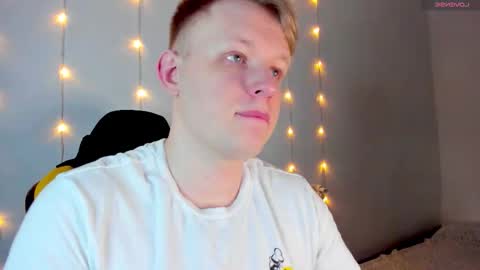 Anton online show from November 4, 12:12 am