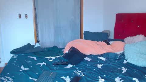 Snapshot of jack_s21 chatting on October 19, 7:29 pm Laick online show from October 19, 7:29 pm
