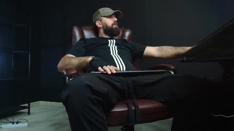 Snapshot of jackethann chatting on December 30, 6:31 am JackEthan online show from December 30, 6:31 am