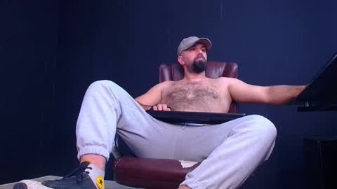 JackEthan online show from October 4, 6:11 am