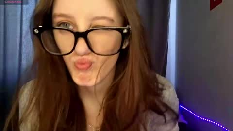 Lisa online show from April 4, 7:48 am