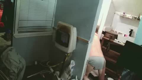 funtimes49203 online show from April 13, 12:37 am