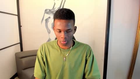 Snapshot of jacksonmuller_ chatting on October 8, 1:17 pm Jackson online show from October 8, 1:17 pm