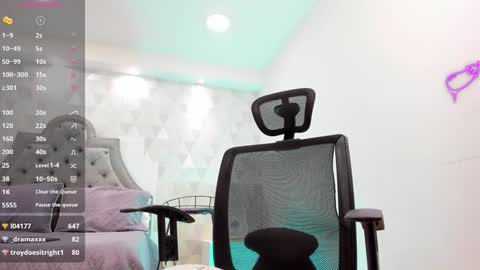 Snapshot of jacksonmuller_ chatting on January 9, 5:43 pm Jackson online show from January 9, 5:43 pm