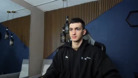 Jackson Olsen online show from February 6, 12:15 pm