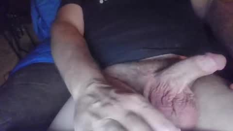 yoniluvr online show from December 26, 7:03 am