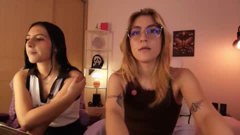 Linda Sofia help me get to 100 thumbs up online show from November 3, 5:41 am