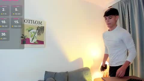 jacob_colliins online show from June 14, 3:41 am
