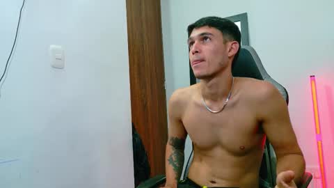 jacob_king01 online show from February 19, 12:59 pm