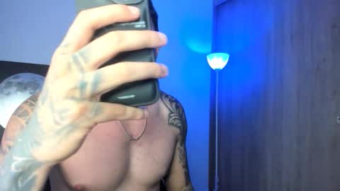 jacobb116 online show from December 19, 2:07 am