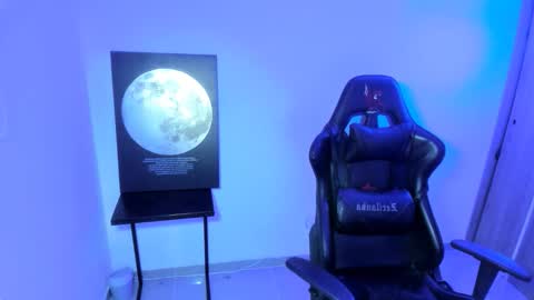 jacobb116 online show from February 28, 2:04 am