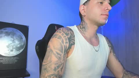 jacobb116 online show from October 12, 12:25 am