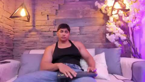 Jacob Stonne online show from May 1, 11:48 am