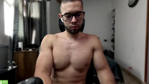 Jacob online show from December 17, 2:11 pm