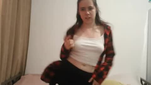 jacquelynsundin online show from September 18, 12:20 pm