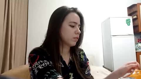 jacquelynsundin online show from October 27, 8:42 pm