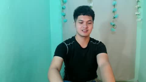 jade_halo online show from April 10, 2:33 pm