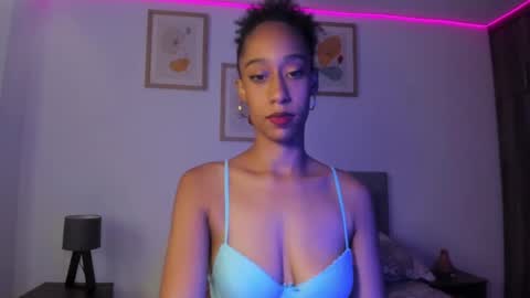 Jade smile online show from October 1, 3:33 pm