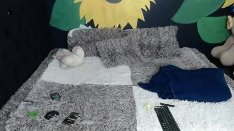 Snapshot of jade_scarlett1 chatting on March 4, 7:01 pm jade_scarlett1 online show from March 4, 7:01 pm