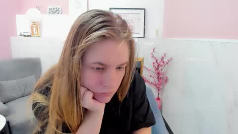 Jade online show from October 20, 1:38 pm