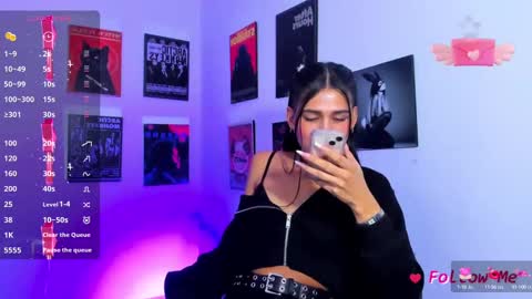 Snapshot of jadebenett chatting on March 7, 2:04 am Jade Benett online show from March 7, 2:04 am