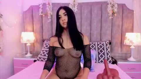 jadebennett online show from October 21, 4:39 am