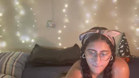 Jade online show from October 28, 1:39 am