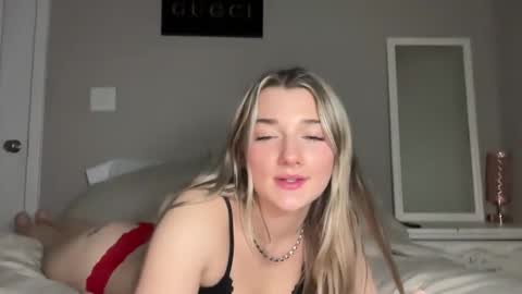 Jade james online show from February 28, 5:00 am