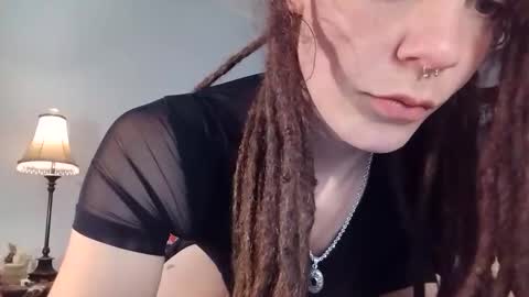 jader0se online show from November 16, 10:17 am