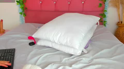Snapshot of jadiya_hot chatting on March 7, 3:18 pm jadiya Hot online show from March 7, 3:18 pm