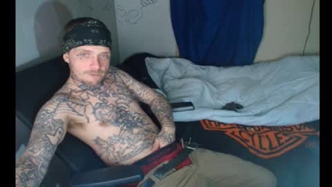 showingitoff online show from February 17, 4:33 am