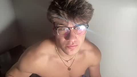 jake_brick online show from May 11, 4:04 pm