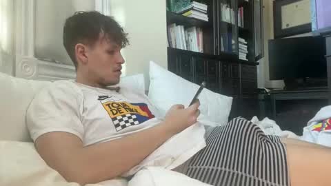 jake_jackson1 online show from March 2, 8:37 pm