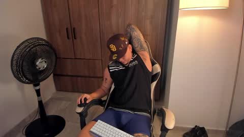 Jake Pons online show from May 17, 4:54 am