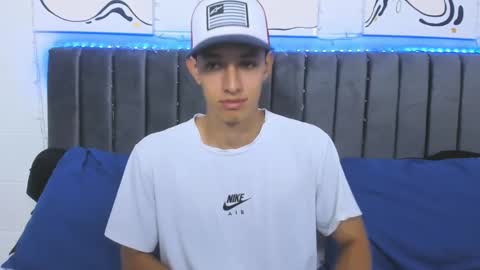 Snapshot of jake_shadow14 chatting on February 7, 10:09 pm Hi guys im new 3 online show from February 7, 10:09 pm